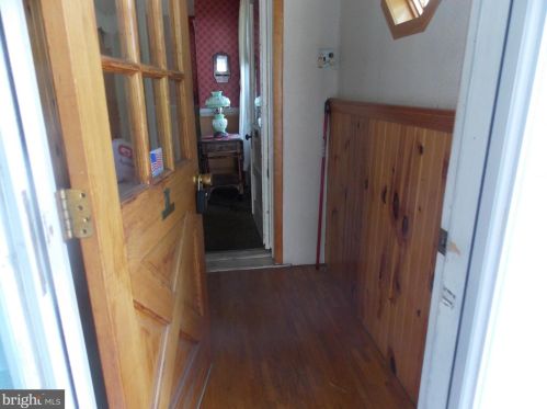 620 Center St, Jim Thorpe, PA 18229-2116