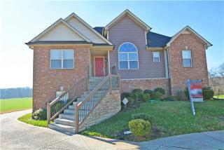 800 Colin Ct, Clarksville, TN 37043-2719