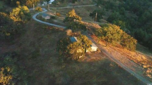 18801 Shafer Ranch Rd, Willits CA  95490-9642 exterior