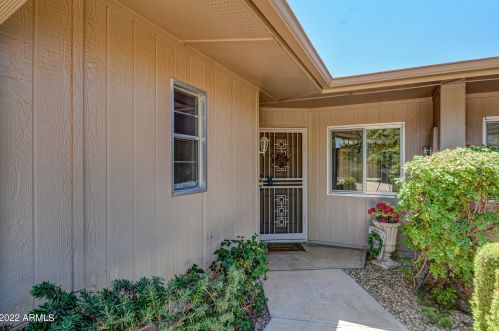 19027 Star Ridge Dr, Sun City, AZ 85375-4121