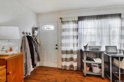 839 7th St, San Jacinto, CA 92583-4405
