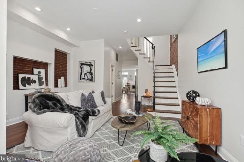 67 Quincy Pl, Washington, DC 20001-1107