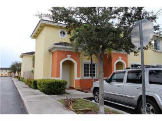 7300 174th Ter, Hialeah, FL 33015-7280