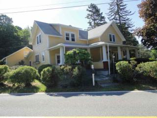 21 Lape Rd, Waterford, NY 12188-1114