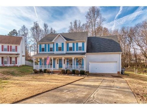 1560 Forest Glen Ln, Kannapolis, NC 28081-5754