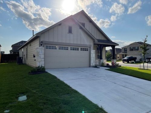 600 Reinhardt Blvd, Georgetown TX  78626 exterior