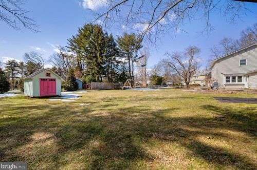 28 Fieldston Rd, Princeton NJ 08540-6429 exterior