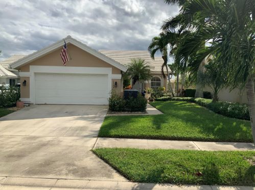 2354 Saratoga Bay Dr, West Palm Beach, FL 33409-7227