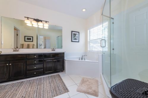 290 Parrulli Dr, Ormond Beach FL  32174-4285 exterior
