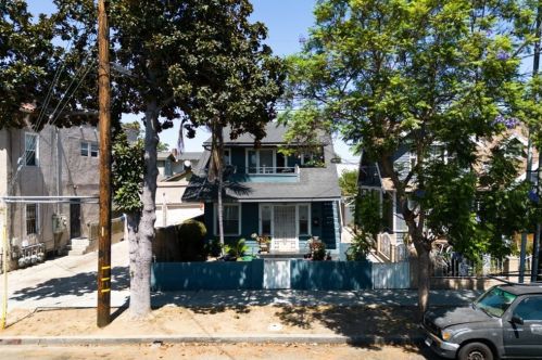 451 10th St, Long Beach, CA 90813-4423