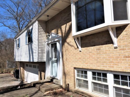 2309 Mcaleer Rd, Sewickley, PA 15143-8620