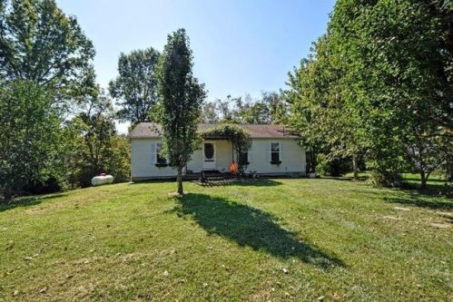 546 Wagner Rd, Felicity, OH 45120-9748