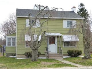 157 Peach Orch Rd, Waterbury CT  06706-2831 exterior