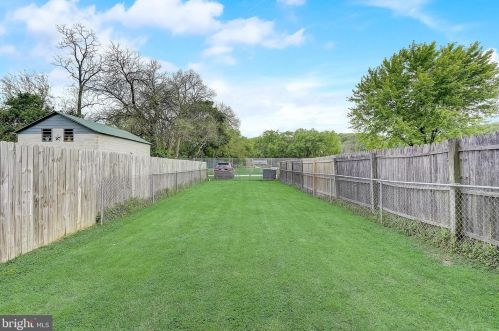 132 Viaduct Ave, Downingtown PA  19335-2847 exterior