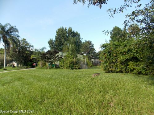 5062 Cambridge Dr, Mims, FL 32754-5454