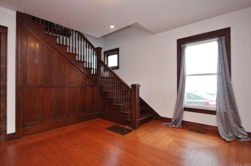 40 Liberty St, Middletown NY  10940-5521 exterior