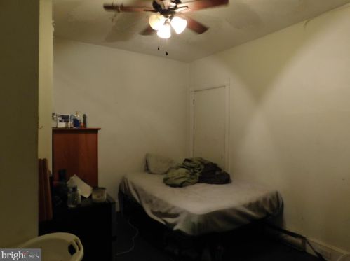 406 1 Ave, Parkesburg PA  19365-1238 exterior