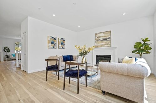 17309 Lemay St, Van Nuys CA 91406-5400 exterior