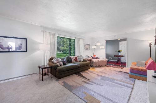 13328 Lakewood Dr, Thiensville WI  53097-2409 exterior