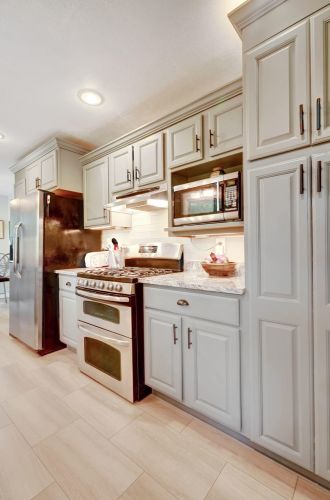 2748 Ridge Dr, East Troy, WI 53120-1331
