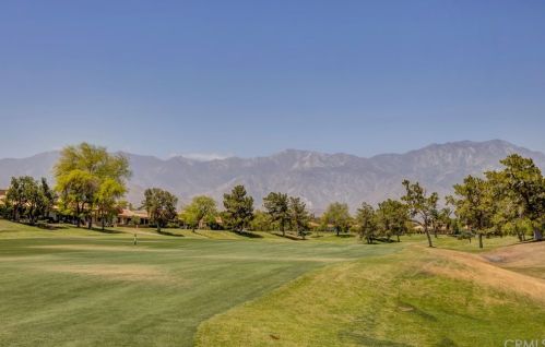 7 Pine Valley Dr, Rancho Mirage CA  92270-1606 exterior