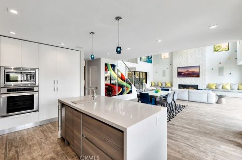 50 Rivo Alto Canal, Long Beach CA  90803-4047 exterior