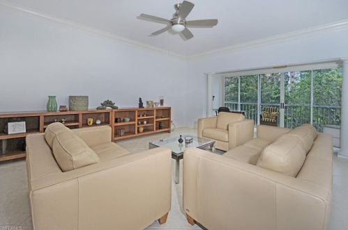 5895 Chanteclair Dr, Naples, FL 34108-3115