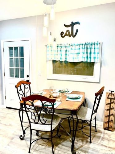 7 Little Ave, Middletown NY  10940-5109 exterior