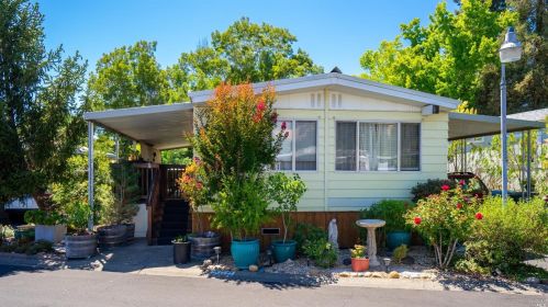 250 Hermosa Cir, Santa Rosa CA  95409-3237 exterior