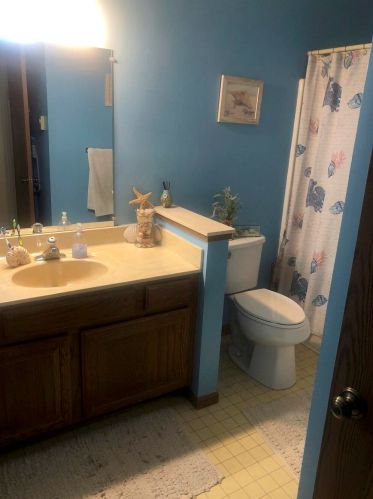 4417 Greenridge Cir, Milwaukee WI  53220-3382 exterior