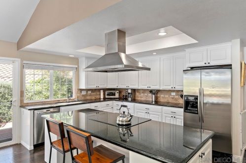 1342 Santa Luisa Dr, Solana Beach, CA 92075-1618