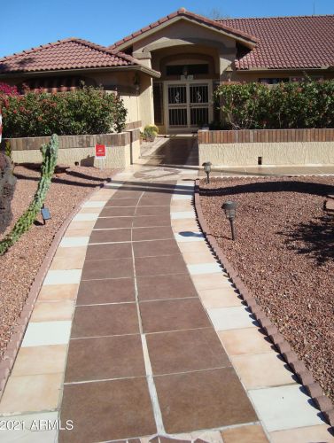 18231 137th Dr, Sun City, AZ 85375-5273