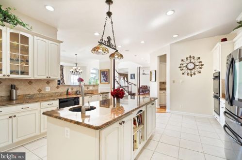 15840 Parnell Ct, Haymarket VA  20169-1667 exterior