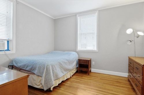 15 Emerson Ave, Pittsburgh PA 15215-3212 exterior