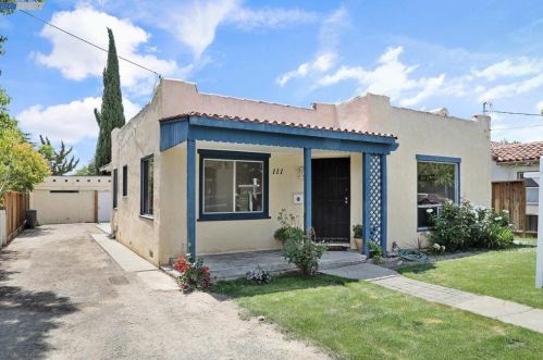 111 Dale Dr, San Jose CA  95127-2958 exterior