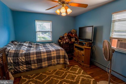 604 Erford Rd, Camp Hill PA  17011-1124 exterior