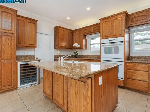4207 Wilson Ln, Concord, CA 94521-1260