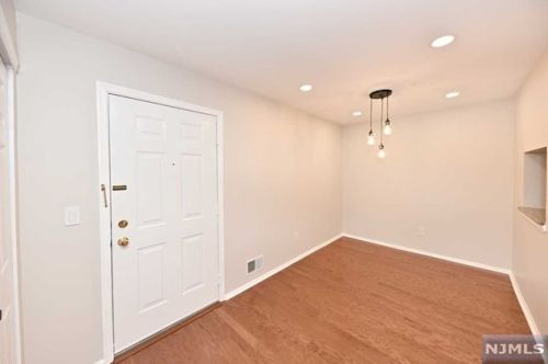 168 Linden St, Mahwah NJ  07430-2063 exterior