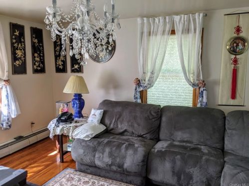 610 Prosperous Valley Rd, Middletown NY  10940-6149 exterior