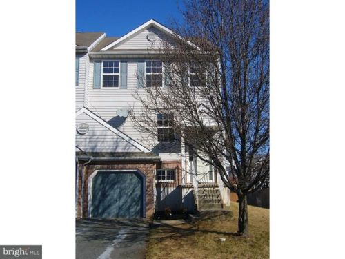413 Aldwych Dr, Bear, DE 19701-2586