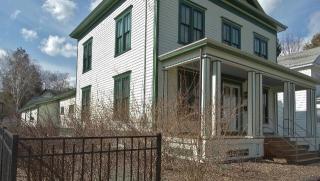8 Susquehanna Ave, Cooperstown, NY 13326-1221
