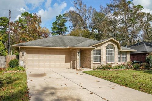 2611 Friarwood Trl, Humble TX  77339-1014 exterior