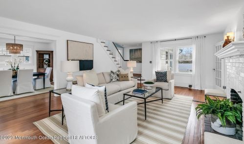 11 Fisher Pl, Tinton Falls NJ  07701-2317 exterior