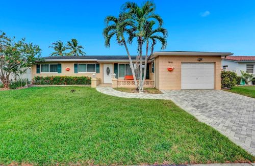 1840 113th Ave, Hollywood, FL 33026-2112