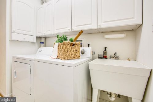 4204 Crooked Stick Ct, Fredericksburg VA  22408-9215 exterior