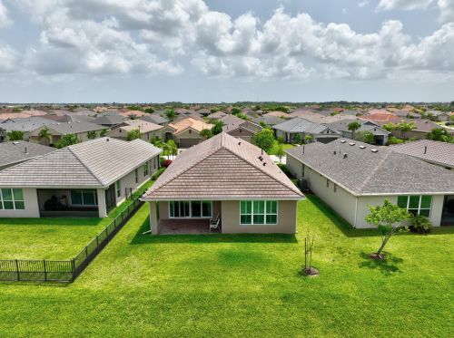 9516 Royal Poinciana Dr, Port Saint Lucie FL  34987-2506 exterior