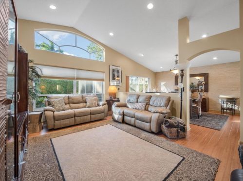 6834 Ashton St, Boynton Beach, FL 33437-6039