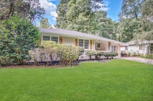 4095 Indian Creek Cir, Stone Mountain GA  30083-5427 exterior