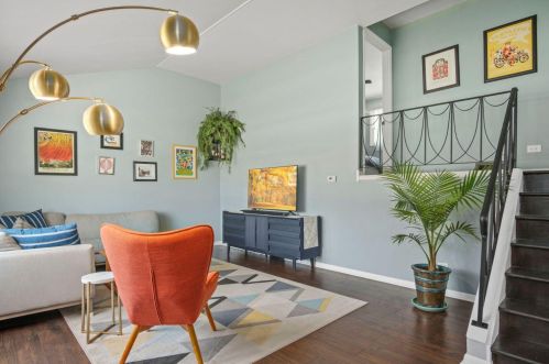 8034 Columbia Ave, Hammond IN  46321-1322 exterior