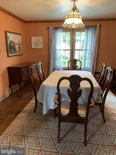 1331 Westminster Dr, Downingtown PA  19335-3652 exterior